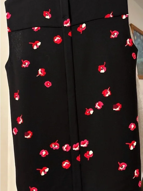 Kate Spade- black cherry blossom sleeveless shell/blouse (12) - Picture 3 of 8